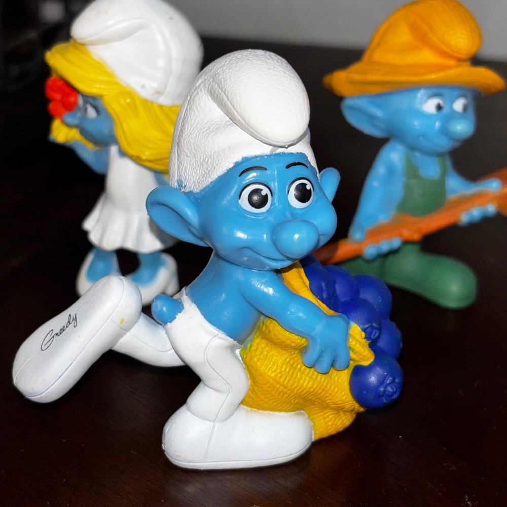Vintage Smurfs PVC Figures Lot of 7 Smurfette Hefty Greedy Jokey Toy Collectible - Picture 3 of 13